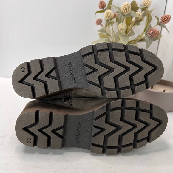 Vionic Aria Waterproof Suede Wedge Ankle Booties Taupe Women's 9M NWOB - Picture 9 of 11